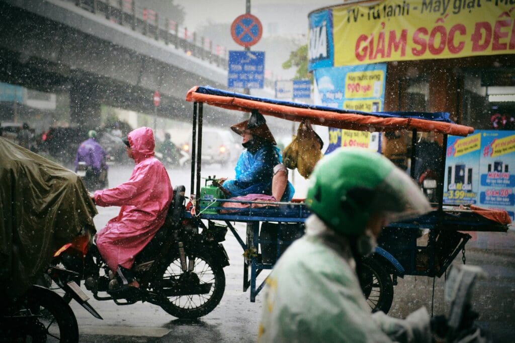 minh-triet-Vr1v-kml3rI-unsplash - R Parfums cơn mưa pluviophile R Parfums